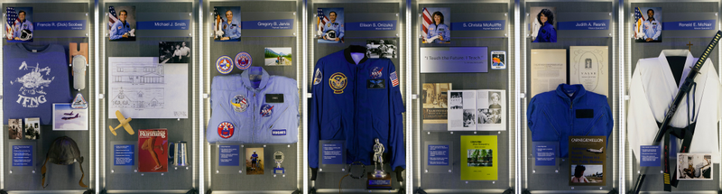 Illustration for article titled Space Shuttle Wreckage Fills This Heartbreaking NASA Exhibit